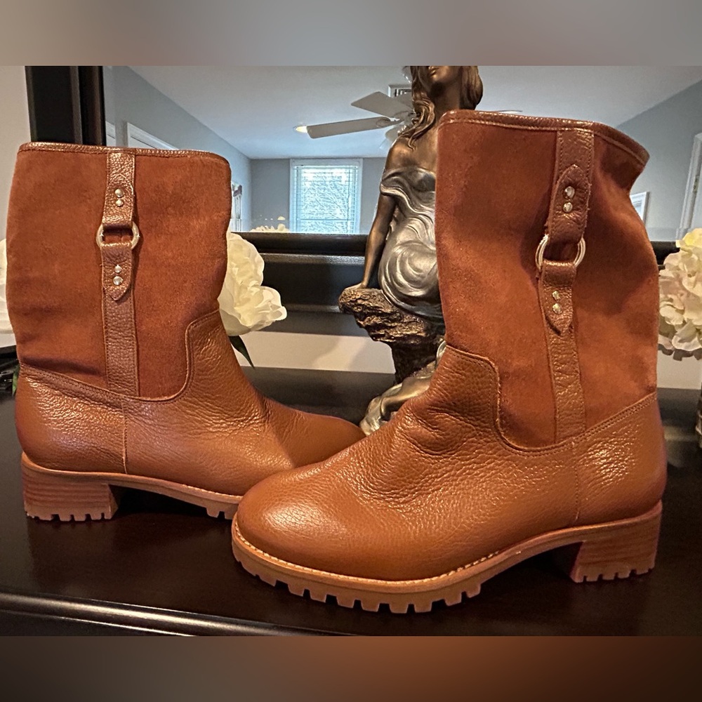 NWOT Tosh ring leather suede women’s brown boots Sz 6.5